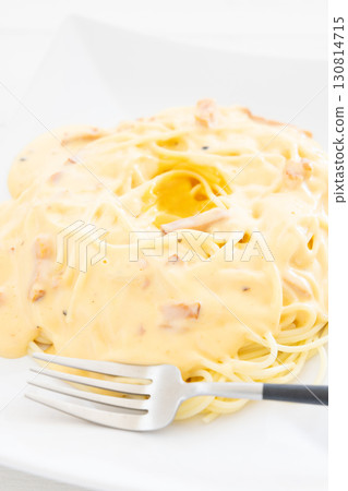 Delicious Carbonara Pasta with Raw Egg 130814715