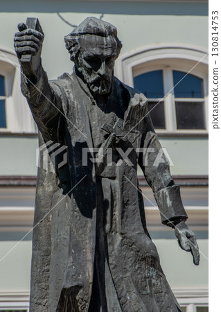 Poland, Krakow, Statue of Jesuit priest Piotr Skarga in St. Mary Magdalene Square Poland, Krakow, Statue of Jesuit priest Piotr Skarga in St. Mary Magdalene Square 130814753