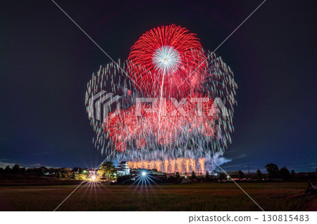 千葉縣：利根川煙火大會和關宿城，從千葉縣野田市一側拍攝 130815483
