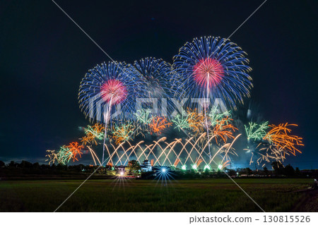 千葉縣：利根川煙火大會和關宿城，從千葉縣野田市一側拍攝 130815526