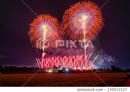 千葉縣：利根川煙火大會和關宿城，從千葉縣野田市一側拍攝 130815527