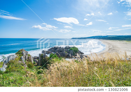 "Aomori Prefecture" Tanesashi Coast dyed in autumn colors, Hachinohe City 130821006