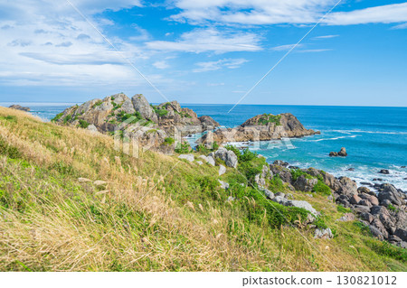 "Aomori Prefecture" Tanesashi Coast dyed in autumn colors, Hachinohe City 130821012