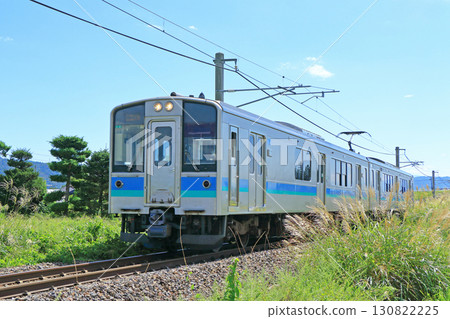 Oito Line in early autumn Oito Line in early autumn 130822225