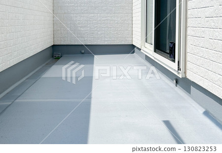 聚氨酯防水材料適用於長期暴露在陽光直射下的陽台 130823253