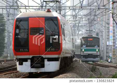 Narita Express (253 series train) running within Tokyo Narita Express (253 series train) running within Tokyo 130823824
