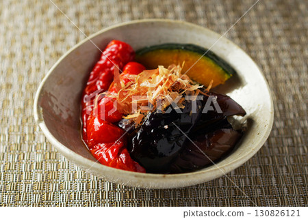Simmered red manganji peppers and eggplant Simmered red manganji peppers and eggplant 130826121