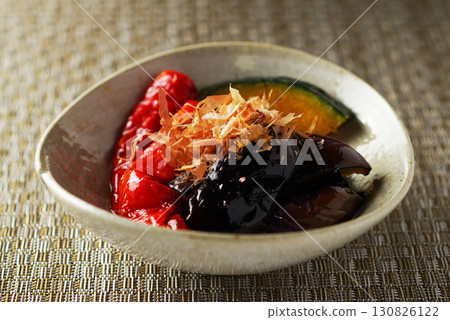 Simmered red manganji peppers and eggplant Simmered red manganji peppers and eggplant 130826122