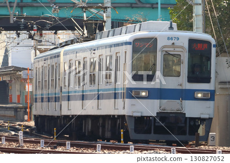 [TS] Tobu Daishi Line 8000 series train (one-man operation: Nishiarai ⇔ Daishi-mae) 130827052