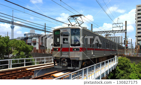 [TS] Tobu Kameido Line 10050 series train (one-man operation: Hikifune⇔Kameido) 130827175