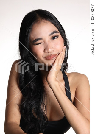 Beautiful woman  130829877