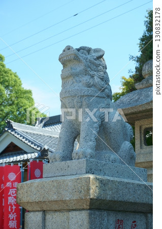 Ryusenji Temple: Agata Komainu statue in front of the Niomon Gate, Owari Four Kannon Ryusenji Temple: Agata Komainu statue in front of the Niomon Gate, Owari Four Kannon 130832178