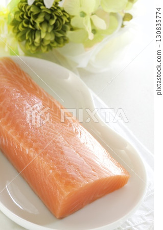 Raw salmon 130835774