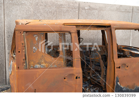 Abandoned dilapidated vehicle 130839399