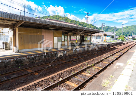 JR津山線福渡站 - 改造前的車站大樓初秋景色 岡山縣岡山市北區6丁目 130839901