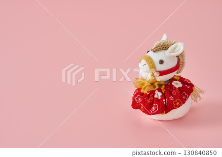 馬年新年形象 130840850