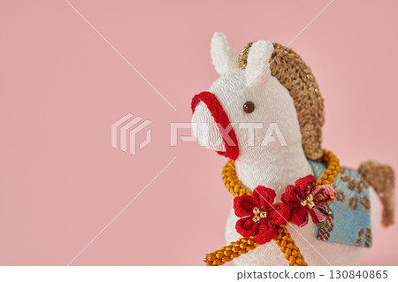 馬年新年形象 馬年新年形象 130840865