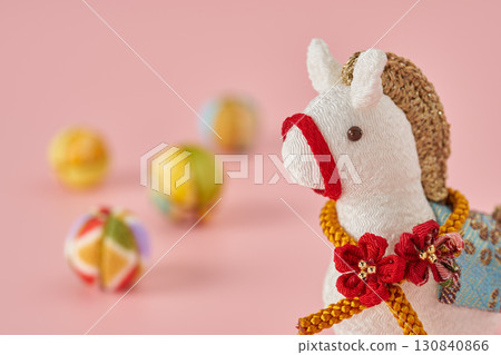 馬年新年形象 馬年新年形象 130840866