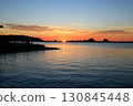 在海上日落 130845448