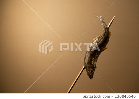 Image of charcoal-grilled salted sweetfish 130846546