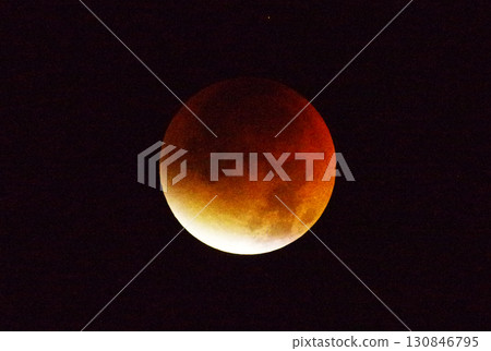 Full moon and total lunar eclipse (photographed on September 8, 2025) 130846795