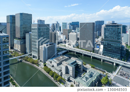Midosuji and Nakanoshima area seen from a high-rise building in Yodoyabashi (photographed during the day in September 2025) Midosuji and Nakanoshima area seen from a high-rise building in Yodoyabashi (photographed during the day in September 2025) 130848503