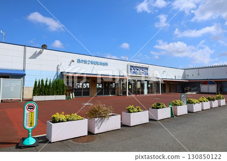 [Tokyo] Hinode No. 2 passenger waiting room, Tokyo Bay Cruise Restaurant "Symphony" 130850122