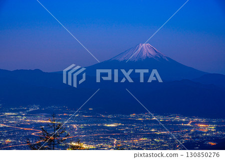 [Yamanashi Prefecture] Night view of the Kofu Basin and Mt. Fuji from Mt. Amari 130850276