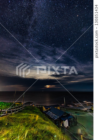 Night view of Cape Erimo surrounded by stars and the sea Night view of Cape Erimo surrounded by stars and the sea 130851434