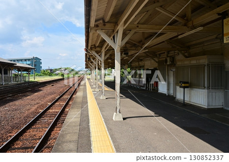 Isshinden Station (Kisei Main Line) platform 130852337