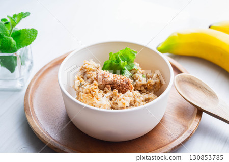 Oatmeal topped with grilled cod roe, like rice 130853785