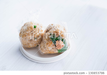 用燕麥片做的Tarako飯糰 130853786