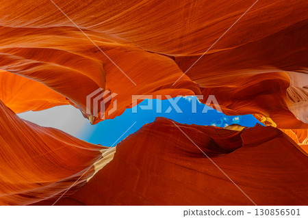 美國亞利桑那州下羚羊峽谷景觀、大峽谷、大圓環 美國亞利桑那州下羚羊峽谷景觀、大峽谷、大圓環 130856501