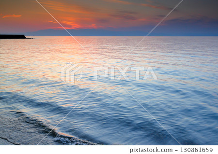 夕陽映照下的琵琶湖壯麗景色 130861659