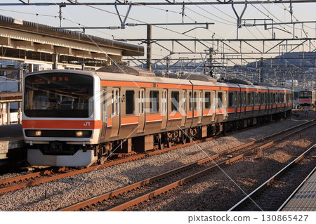 Musashino Line_209 series train turning around at Fuchu-Honmachi Station_Photo taken on 11/11/2010 130865427