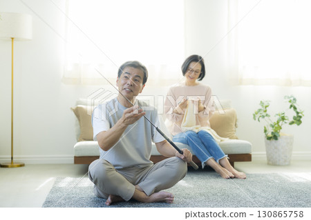 一對夫婦享受愛好 130865758