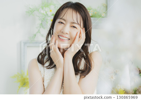 Cute woman in her 40s Cute woman in her 40s 130865969