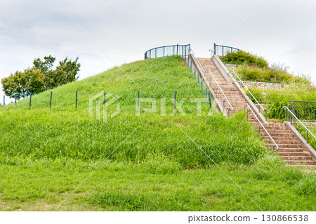 Shichikanzan Tomb Shichikanzan Tomb 130866538