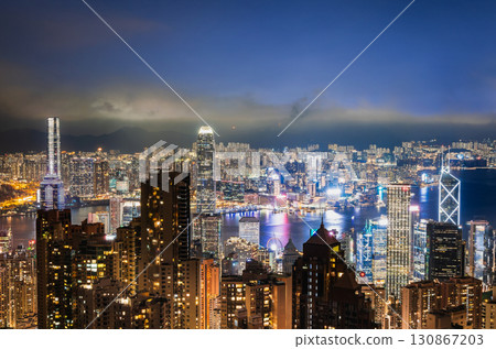 從太平山頂欣賞香港百萬美元夜景 130867203