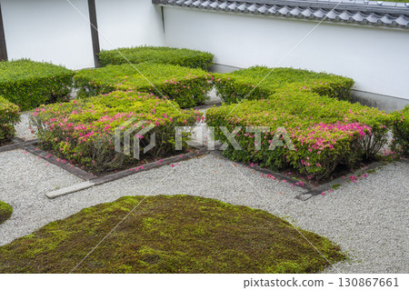 東福寺本坊庭園“井田庭園”西庭大方格花紋 130867661