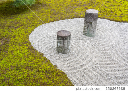 Tofuku-ji Temple Honbo Garden Hasso-no-niwa East Garden Tofuku-ji Temple Honbo Garden Hasso-no-niwa East Garden 130867686