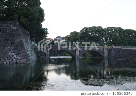東京都千代田區千代田皇宮二重橋 130868343