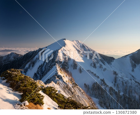 冬季北阿爾卑斯山脈插圖 130872380