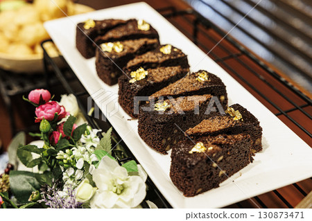chocolate cake brownie cake material image 130873471
