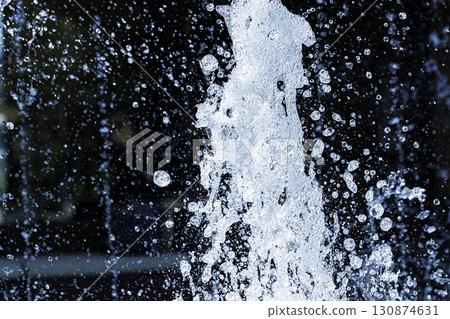 Slow motion image of the moment when the spray floats in the air 130874631