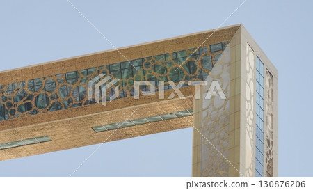 全世界最大的相框－杜拜相框 130876206