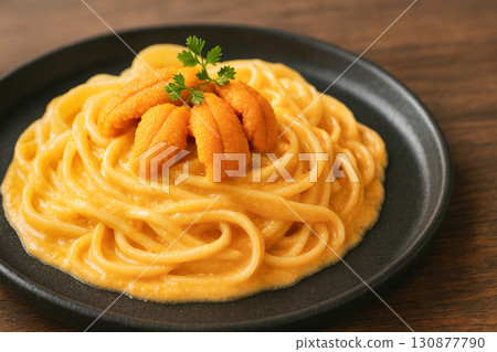 Sea urchin cream pasta 130877790