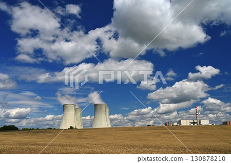 Dukovany nuclear power plant. Concept for electricity, power and environment. Energy prices and finances for heating and electricity use. 130878210