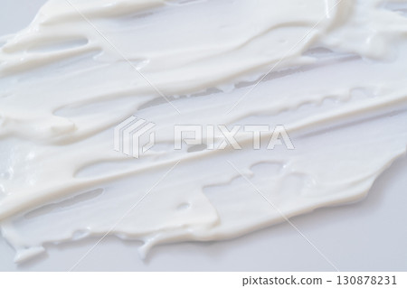 White cream spread texture 130878231