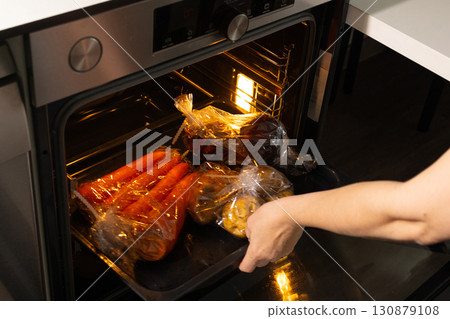 Baking Sleeve Cooking Method in an Oven With Assorted Vegetables 130879108